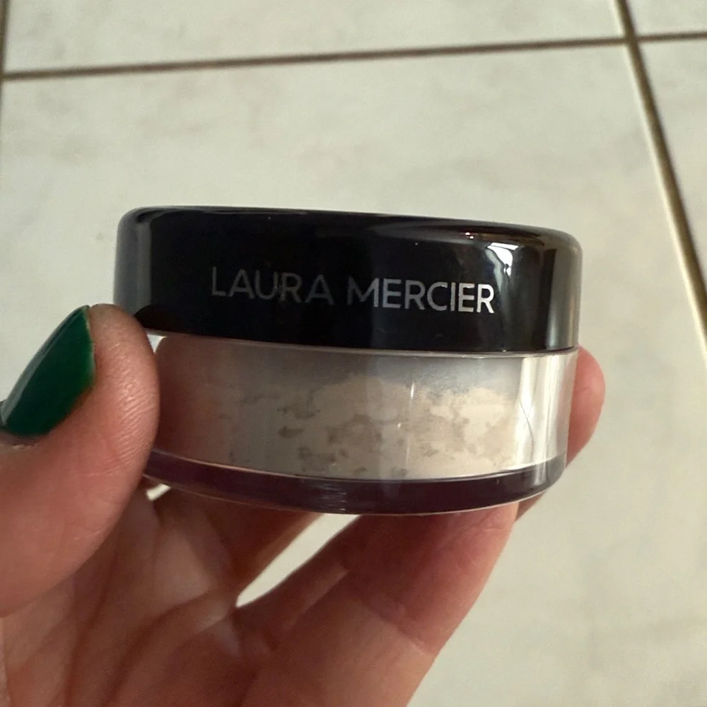 Laura Mercier Loose Setting Powder - Tan